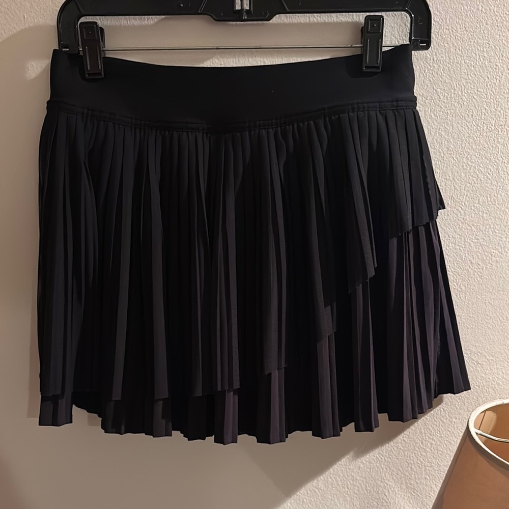 Lululemon Black Pleated Skirt